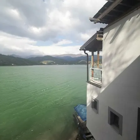 Lake Lejlighed